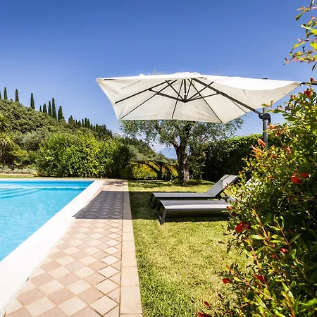 Spacious 5br With Private Pool & Garden Near Garda Soiano Del Lago