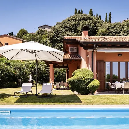 Spacious 5br With Private Pool & Garden Near Garda Soiano Del Lago