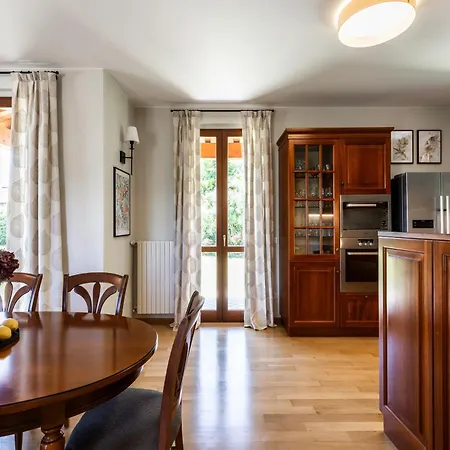 Вилла With Private Pool And Garden