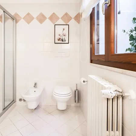 Вилла With Private Pool And Garden Сойано-дель-Лаго
